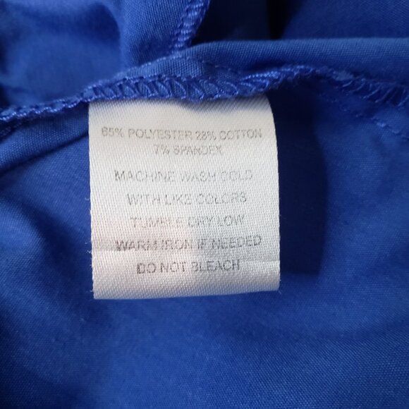 Sleeveless - V/Neck with Ruffles Summer Dress - Picture 4 of 4